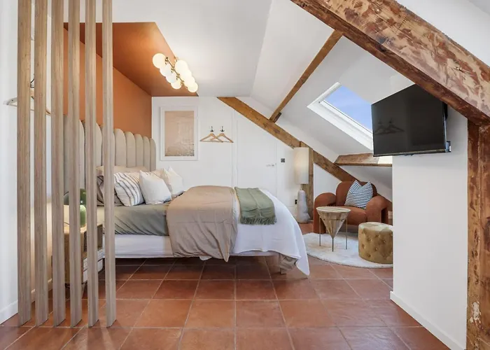 Sous Les Toits, Centre ניס